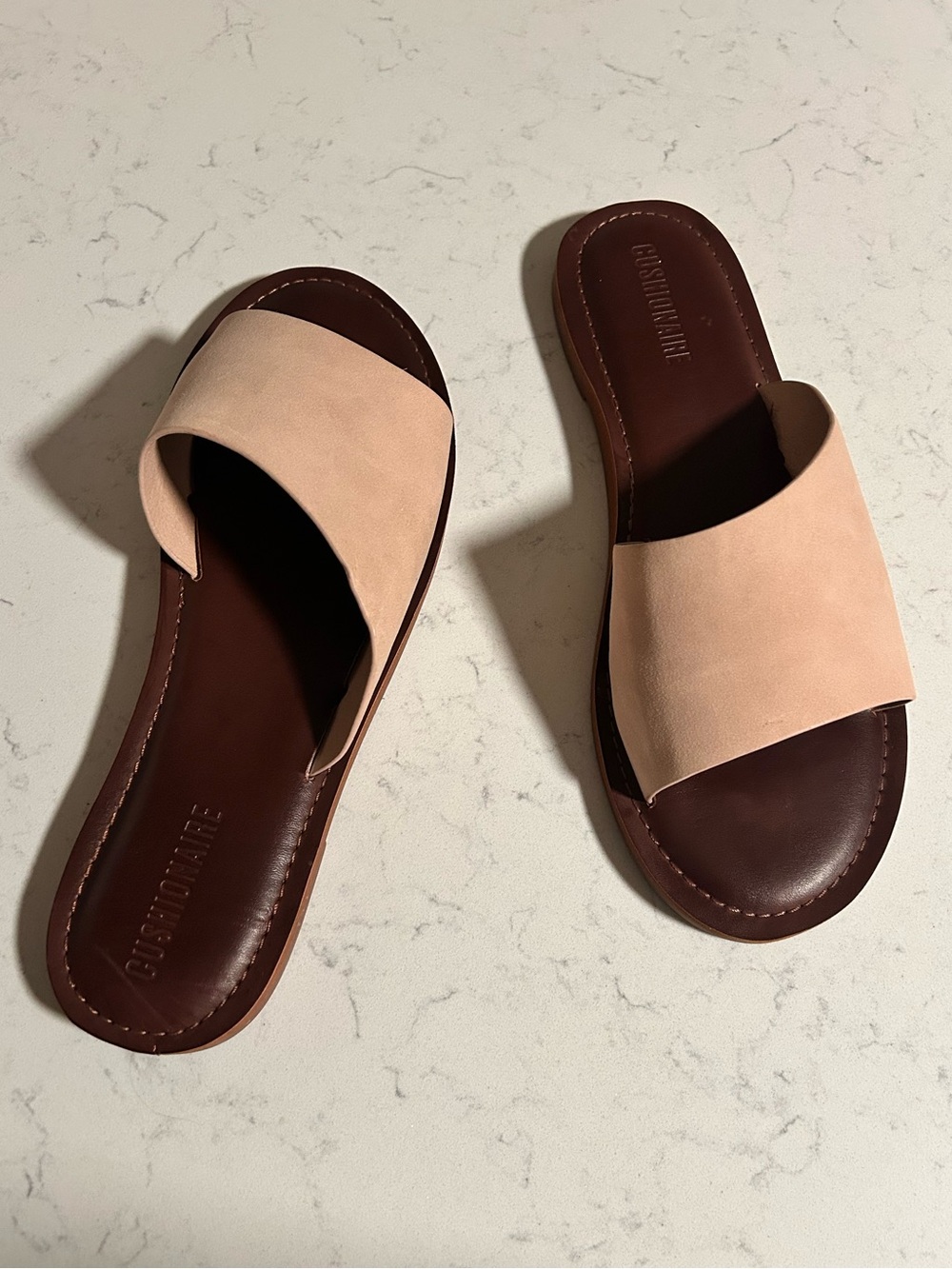 Cushionaire Carly Vegan Leather One Band Slide Slip On Sandal